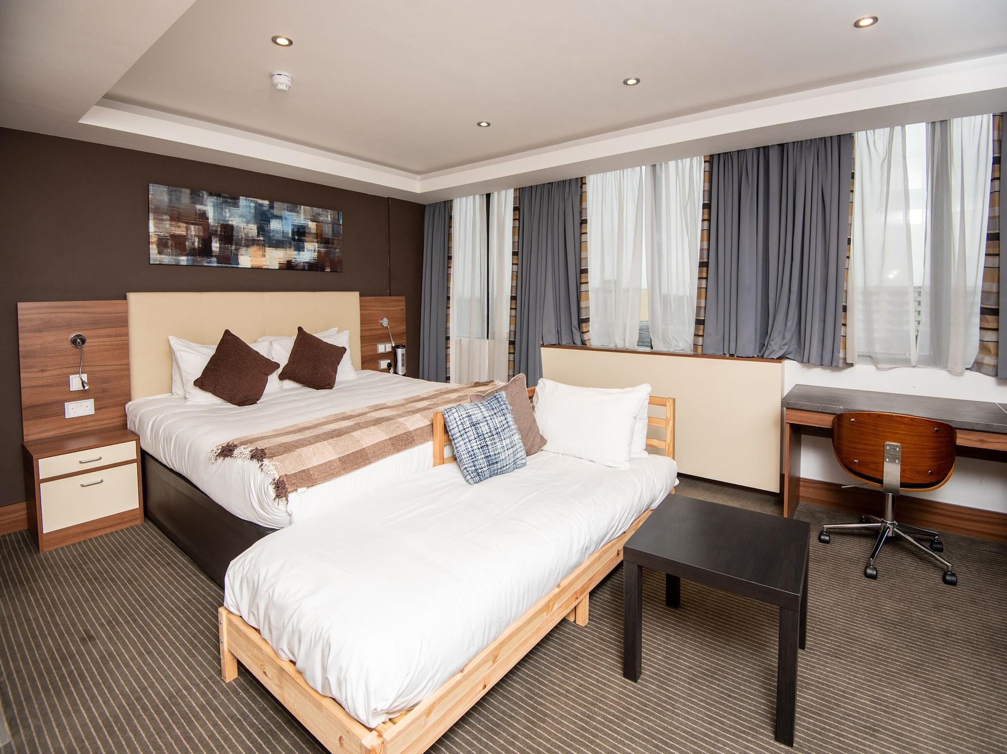Livin' Serviced Apartments Watford  Eksteriør bilde