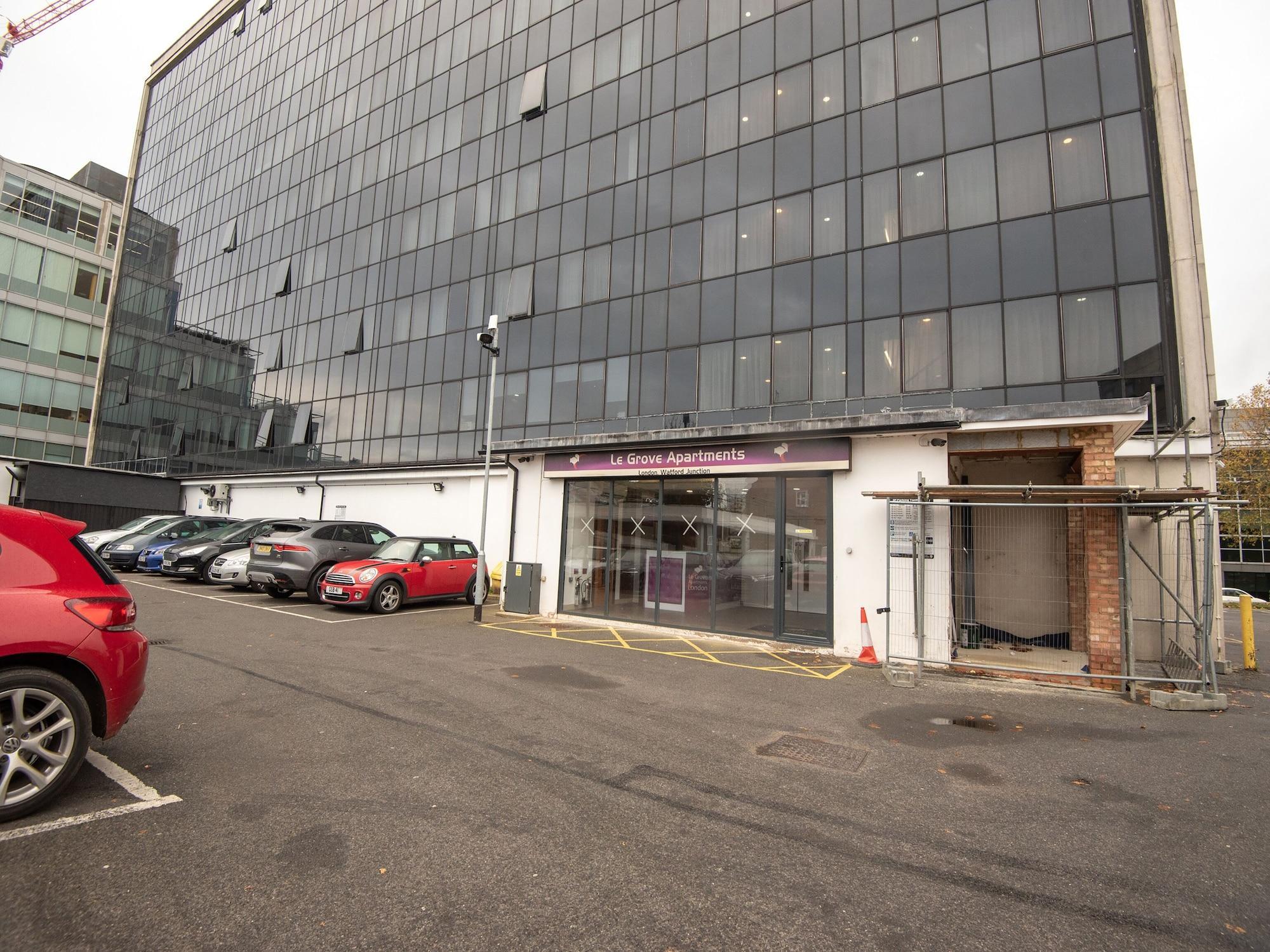 Livin' Serviced Apartments Watford  Eksteriør bilde