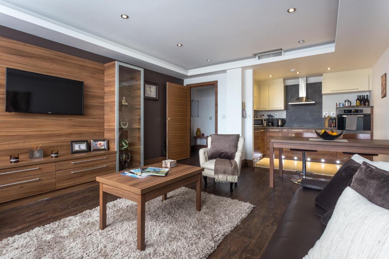 Livin' Serviced Apartments Watford  Eksteriør bilde