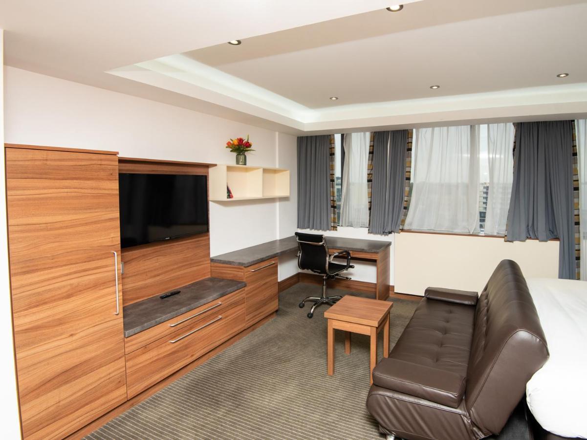 Livin' Serviced Apartments Watford  Eksteriør bilde
